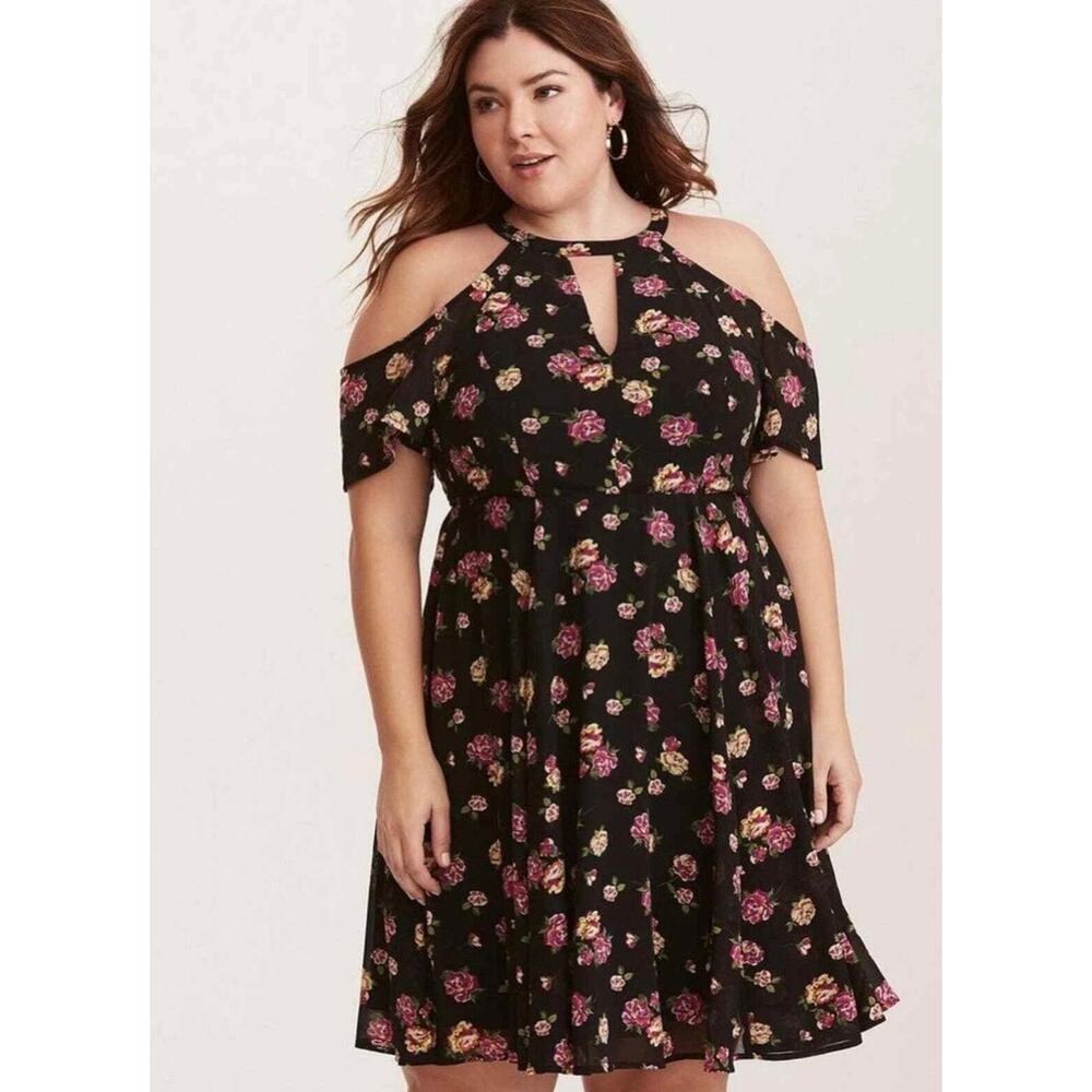 Torrid Black Floral Cold Shoulder Keyhole Dress Size 12 RomanticGoth GardenParty